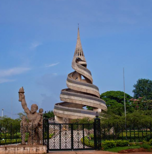 Yaounde Reunification Monument (CC) BY SA cameroontraveler https://en.wikipedia.org/wiki/File:Yaounde_Reunification_Monument.png